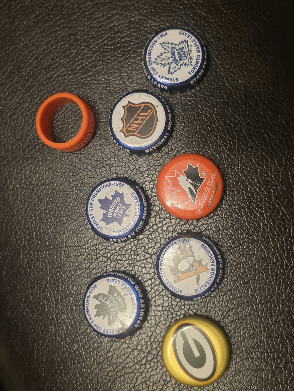 Vintage 2002-04 Labatt NHL Hockey Various Beer Bottle Caps Team Logos lot of 7